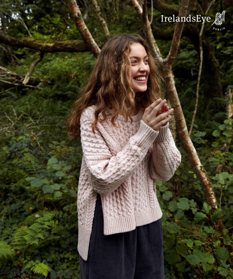 A917-‘Sorrell-Cropped-Aran-Sweater-klein